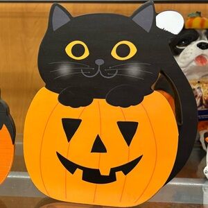 Halloween Cat Decor